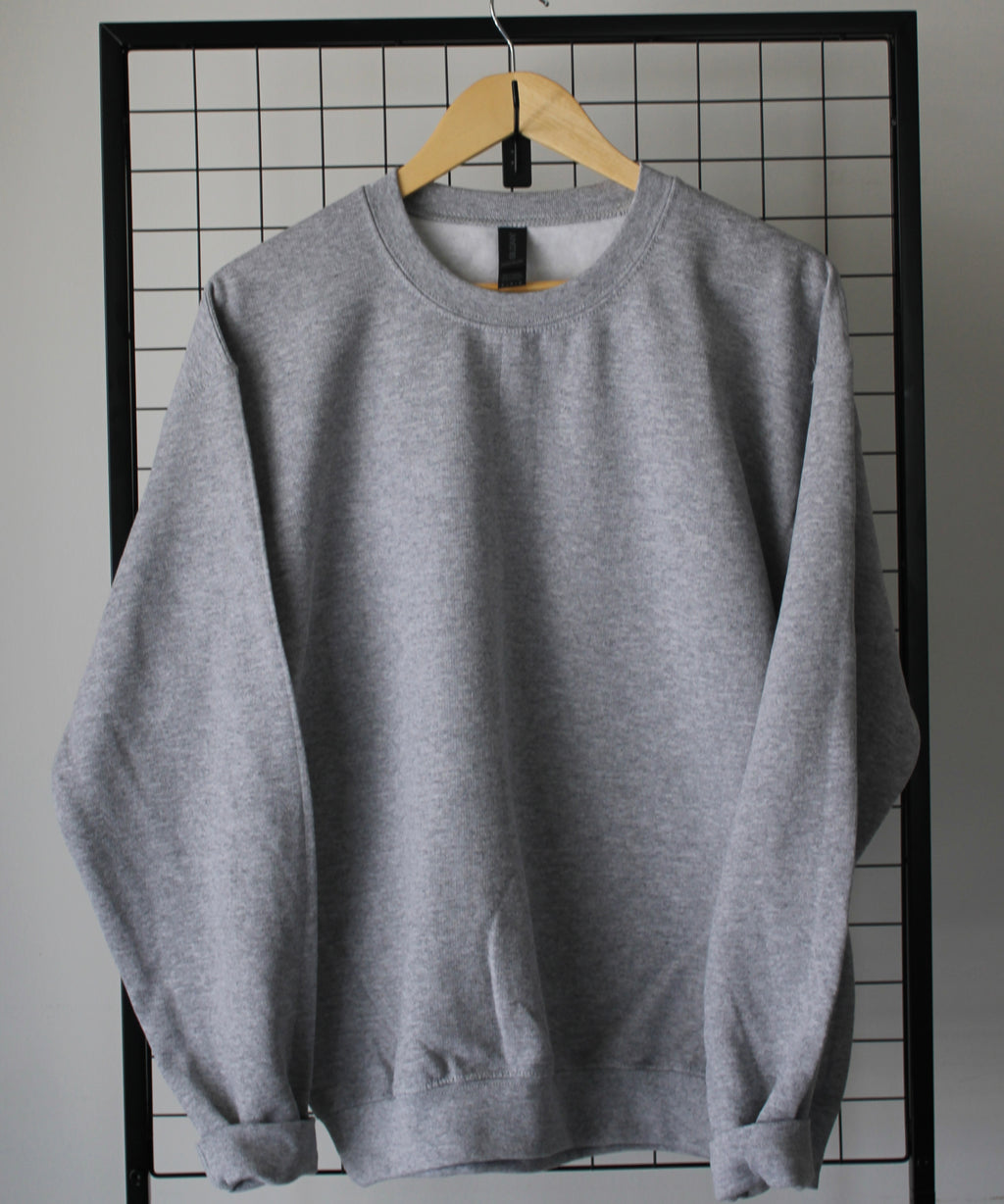 Color Latina embroidered sweater